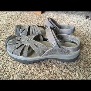 Keen women’s sandals size 6.5